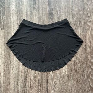 Black bullet pointe skirt S